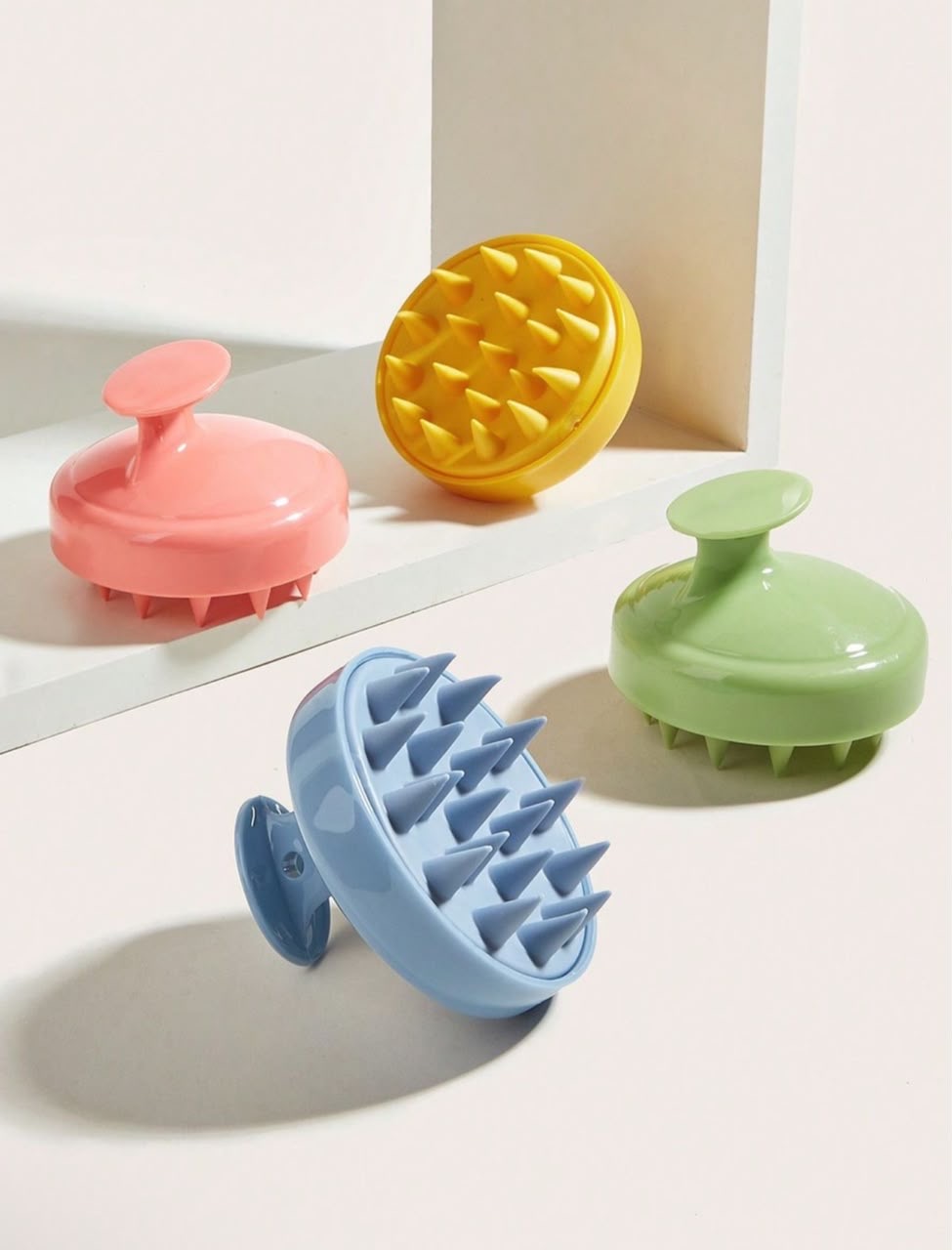 Scalp massager/shampoo brush